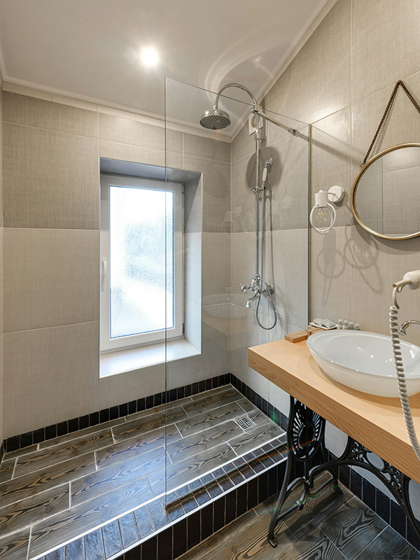 A modern luxury bathroom